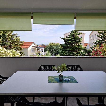 Aurelia Apartments, Vir Exterior foto