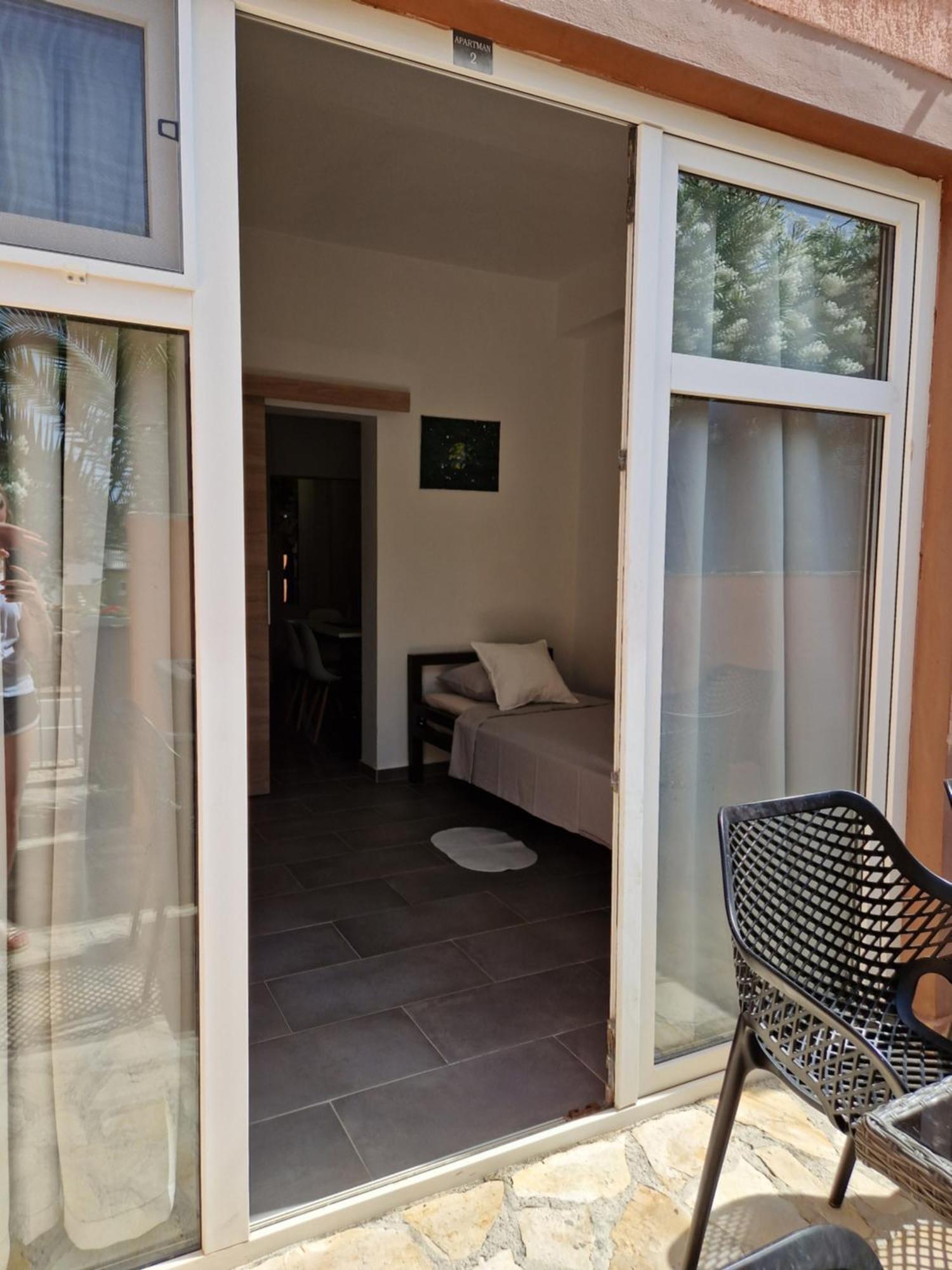 Aurelia Apartments, Vir Exterior foto