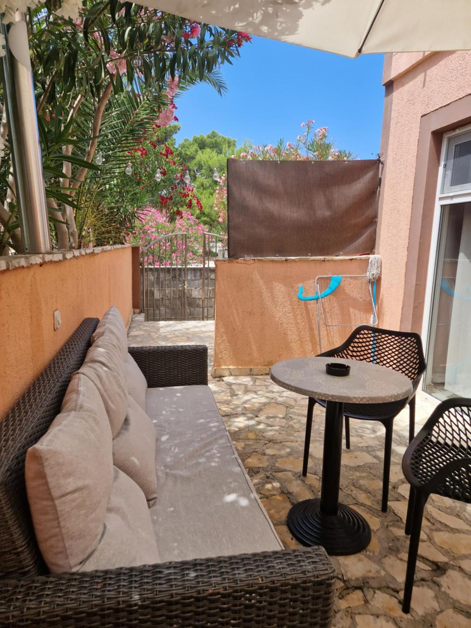 Aurelia Apartments, Vir Exterior foto